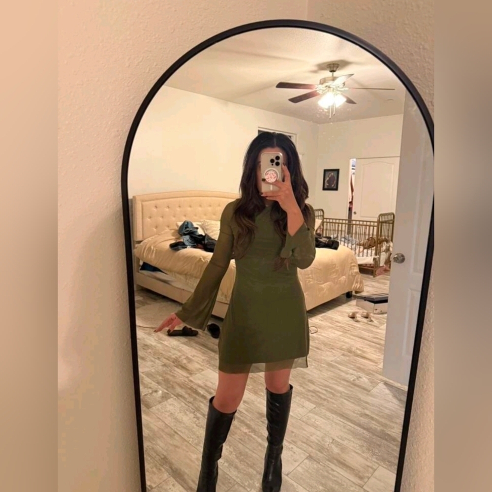 Elegant Olive  Army Green Long Sleeve Dress - Picture 5 of 7